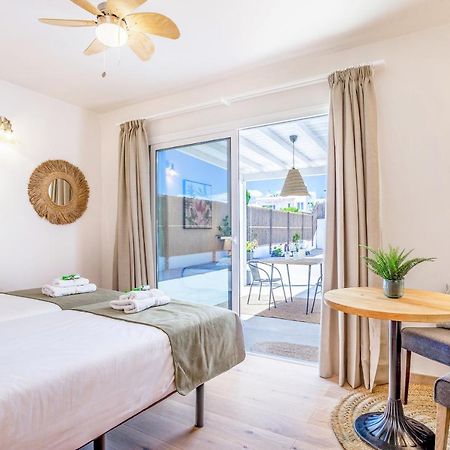 Boutique Beach Villa By Lanzarote Retreats - Private Pool - 1 Min Walk To Sea Pool Charco del Palo Extérieur photo