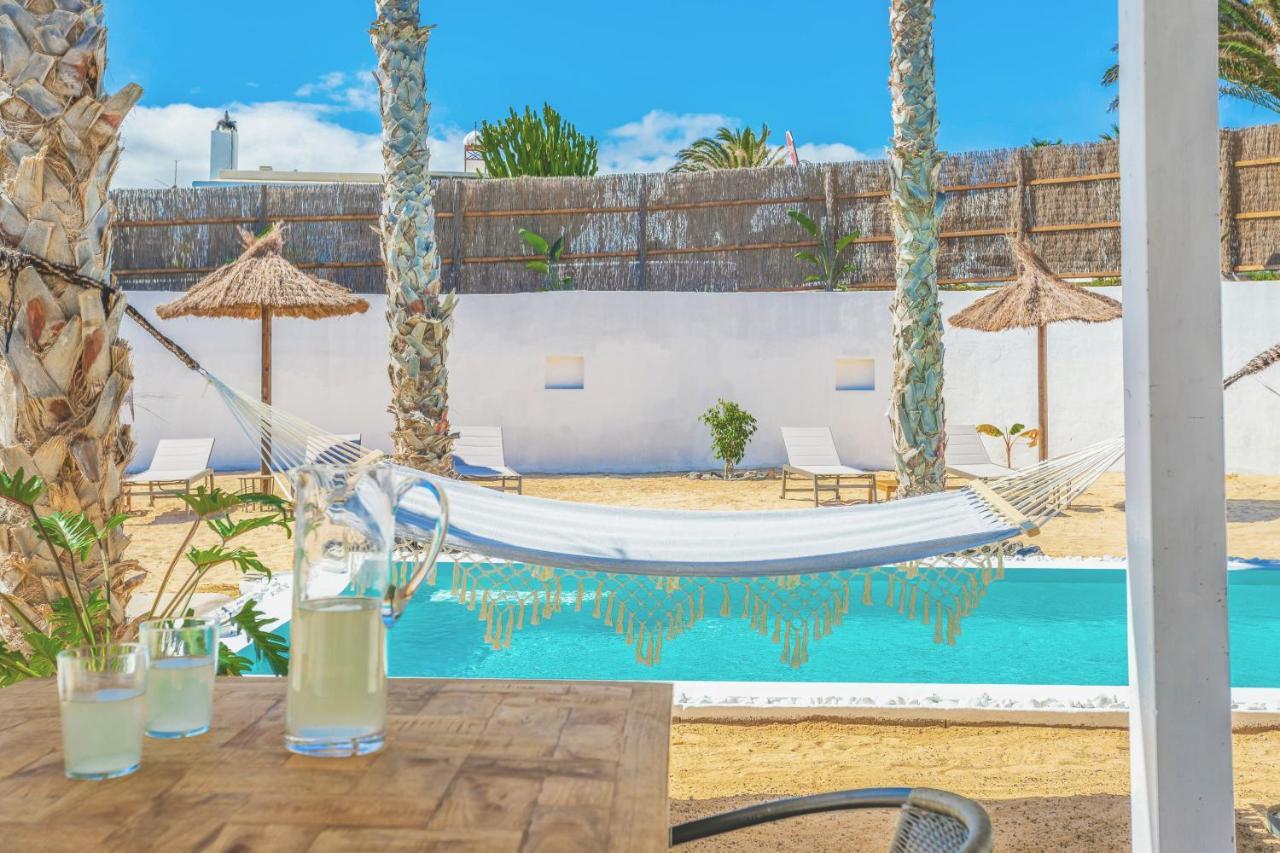 Boutique Beach Villa By Lanzarote Retreats - Private Pool - 1 Min Walk To Sea Pool Charco del Palo Extérieur photo