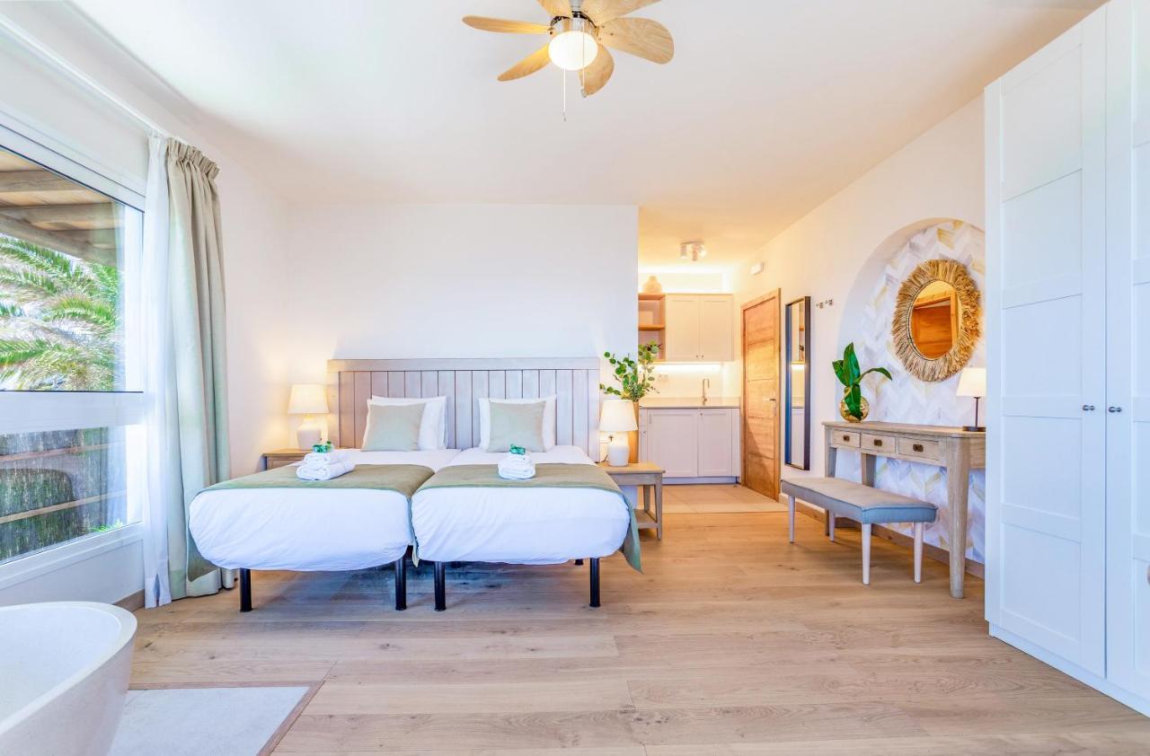 Boutique Beach Villa By Lanzarote Retreats - Private Pool - 1 Min Walk To Sea Pool Charco del Palo Extérieur photo