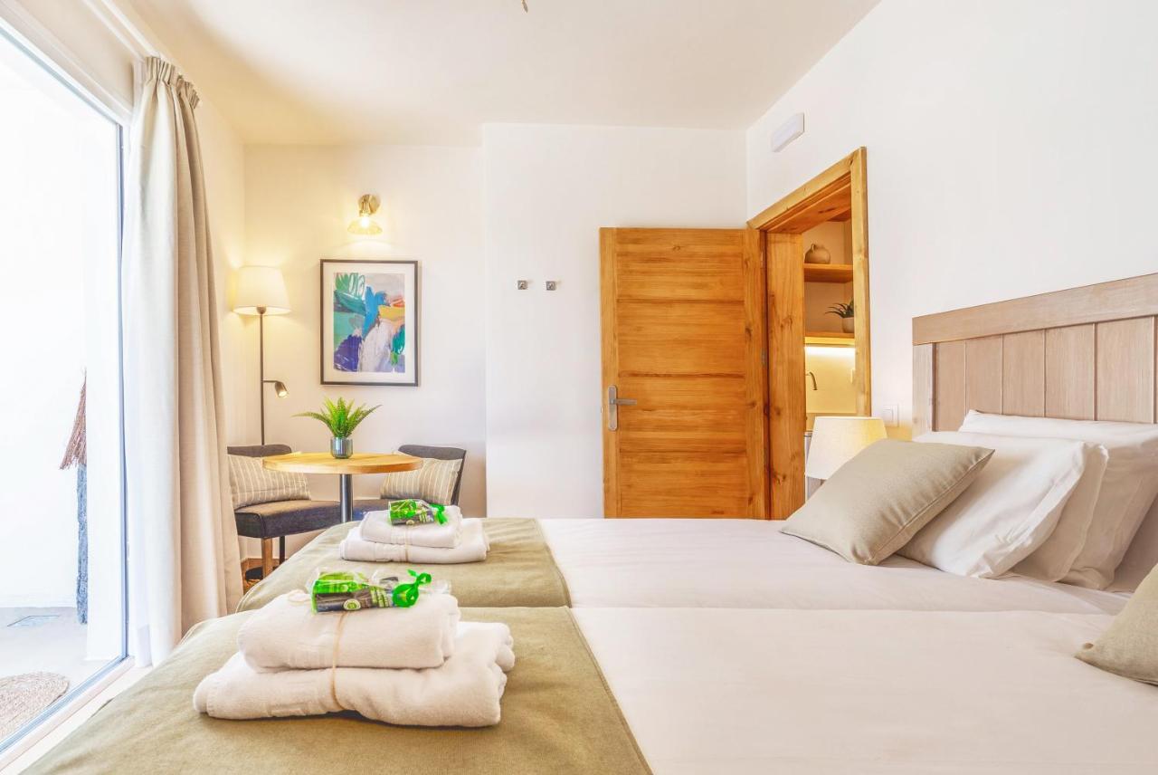 Boutique Beach Villa By Lanzarote Retreats - Private Pool - 1 Min Walk To Sea Pool Charco del Palo Extérieur photo